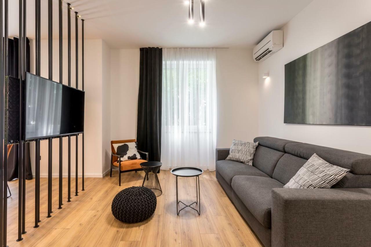Monvi Luxury Suites Near Bacvice Beach And Old Town Split Buitenkant foto